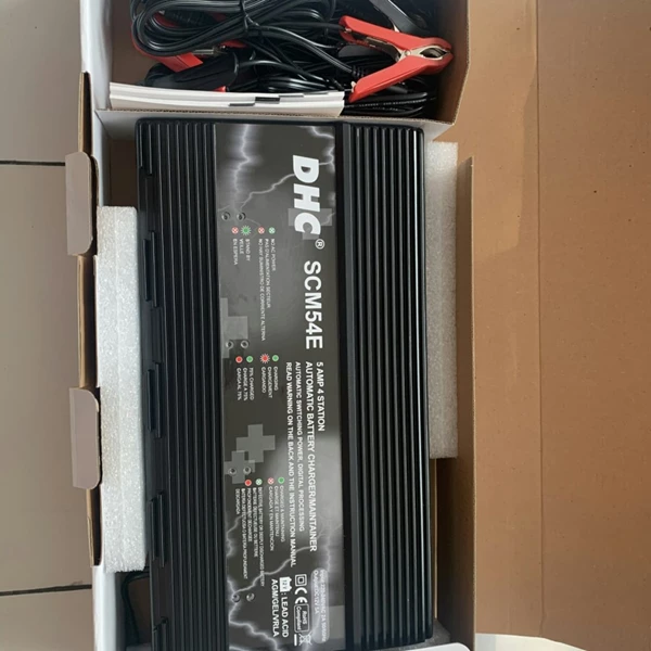 Charger Aki DHC SCM-54E (4 Port Battery Charger) / Industrial Battery Charger